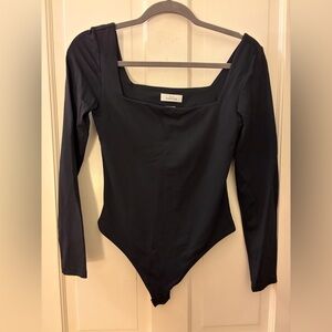 ⚡️FLASH SALE⚡️ Babaton Aritzia Black Bodysuit